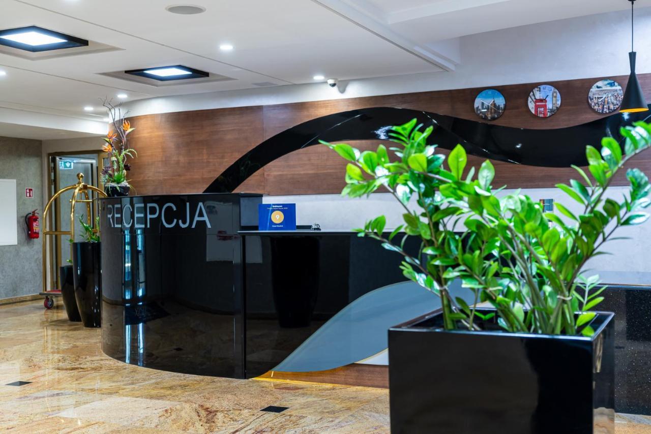 Hotel Wodnik Bydgoszcz Bagian luar foto