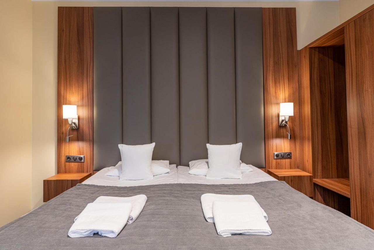 Hotel Wodnik Bydgoszcz Bagian luar foto