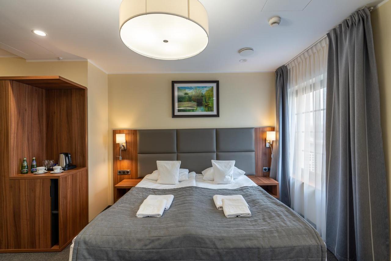 Hotel Wodnik Bydgoszcz Bagian luar foto