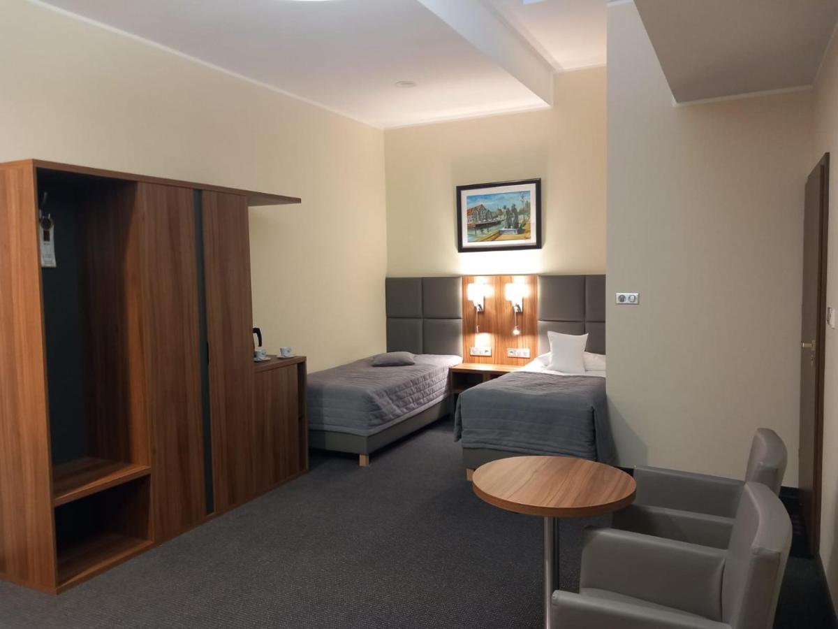 Hotel Wodnik Bydgoszcz Bagian luar foto