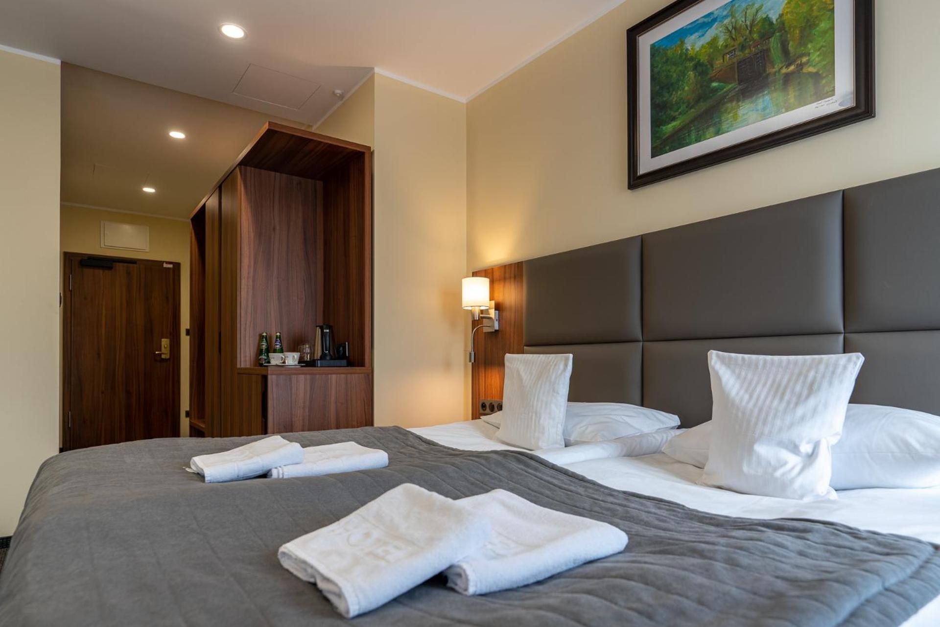 Hotel Wodnik Bydgoszcz Bagian luar foto
