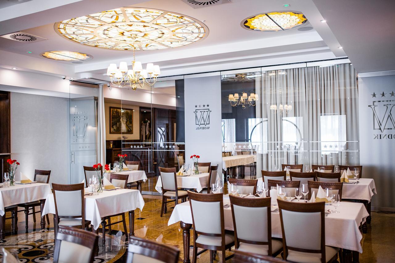 Hotel Wodnik Bydgoszcz Bagian luar foto